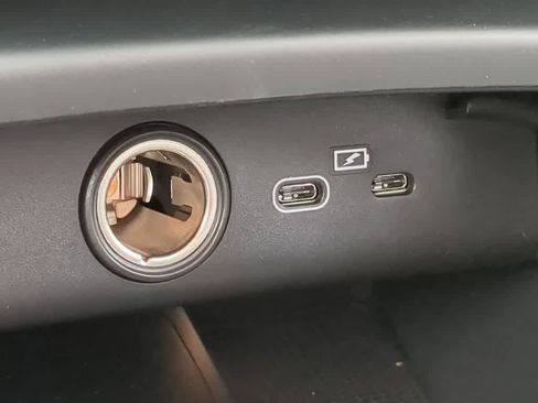 New 2026 Volvo XC40 B5 Plus w/ Climate Package AWD/4WD image 29