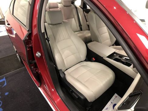 Certified 2018 Honda Accord Touring image 25