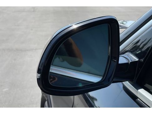 Used 2019 BMW X3 sDrive30i w/ Convenience Package RWD image 11