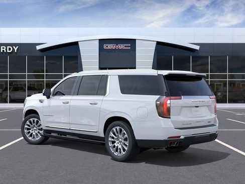New 2026 GMC Yukon XL Denali w/ Denali Reserve Package AWD/4WD image 3