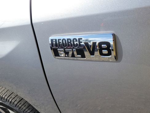 Used 2020 Toyota Tundra Limited image 9