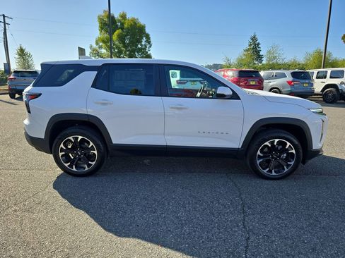 New 2026 Chevrolet Equinox LT w/ Convenience Package II image 7
