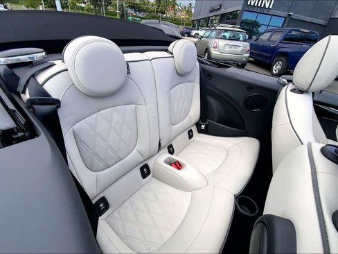 Used 2022 MINI Cooper S image 25