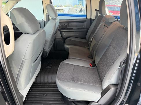 Used 2019 RAM 1500 Express w/ Wheel & Sound Group AWD/4WD image 25