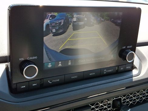 Used 2024 Honda Accord EX image 18