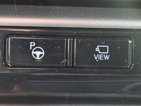 New 2026 Lexus TX 500h AWD image 19
