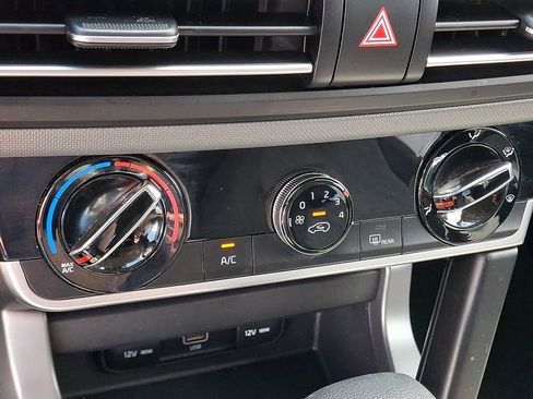 Certified 2023 Kia Seltos LX AWD/4WD image 18