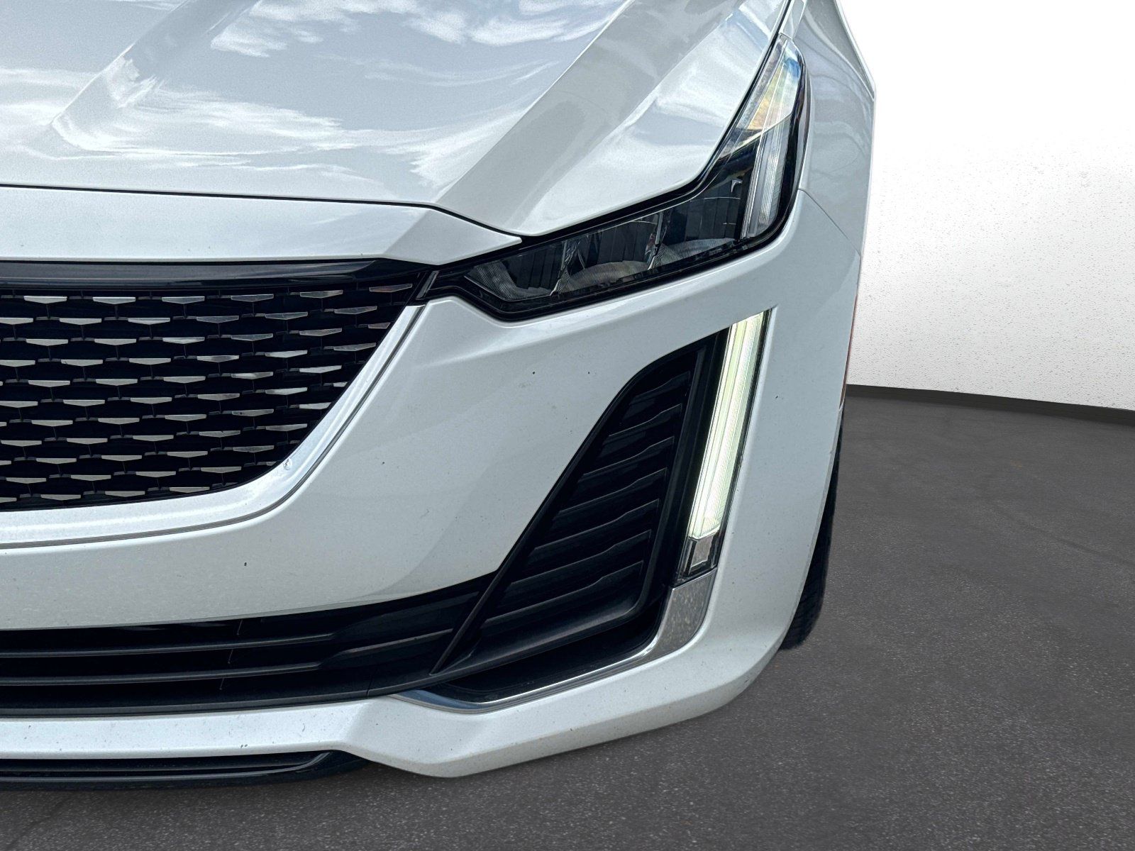 Used 2023 Cadillac CT5 Luxury w/ Sun And Sound Package RWD image 9