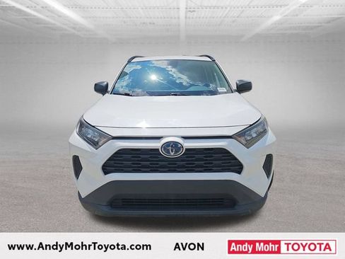 Used 2022 Toyota RAV4 LE AWD/4WD image 3