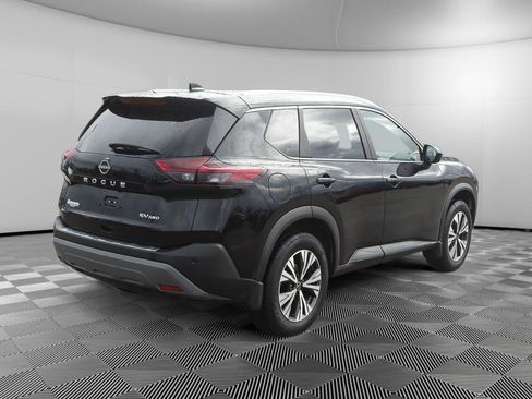 Used 2023 Nissan Rogue SV w/ SV Premium B Package image 9