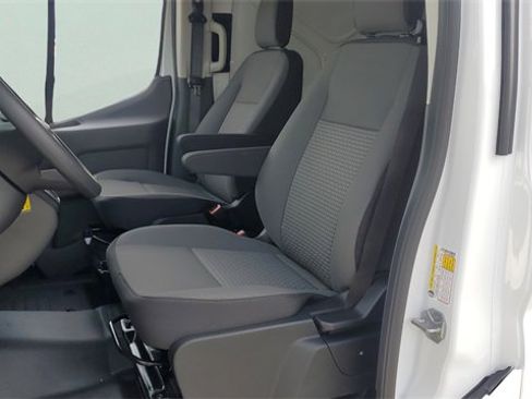 New 2025 Ford Transit 250 Low Roof image 17