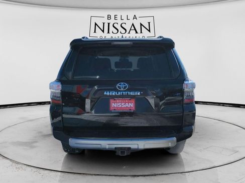 Used 2019 Toyota 4Runner TRD Off-Road Premium image 5