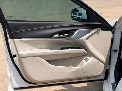 Used 2024 Cadillac CT4 Luxury w/ Sun And Sound Package RWD image 19