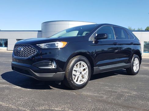 Used 2024 Ford Edge SEL w/ Convenience Package AWD/4WD image 8