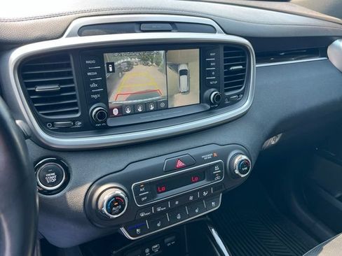 Used 2020 Kia Sorento SX AWD/4WD image 22