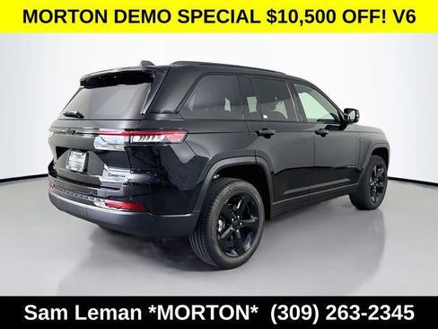 New 2025 Jeep Grand Cherokee Limited w/ Black Appearance Package AWD/4WD image 7