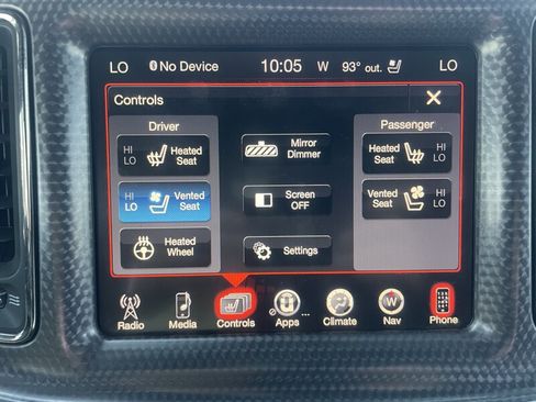 Used 2016 Dodge Challenger SRT Hellcat RWD image 13