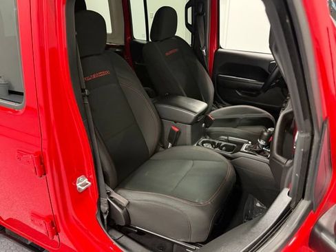 Used 2021 Jeep Wrangler Unlimited Rubicon AWD/4WD image 35