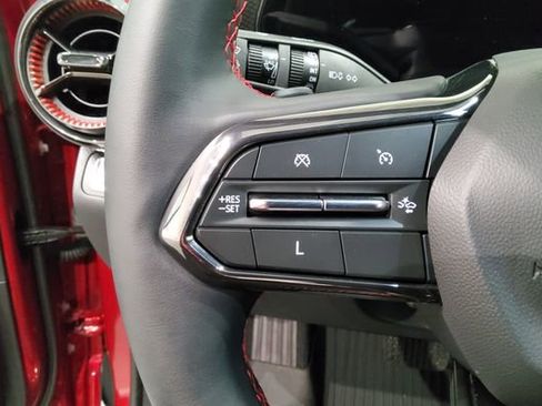 Used 2025 Chevrolet Equinox RS w/ Safety and Technology Package AWD/4WD image 25