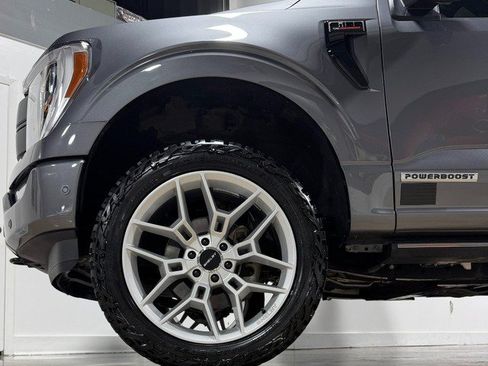 Used 2022 Ford F150 Lariat w/ Equipment Group 502A High AWD/4WD image 14