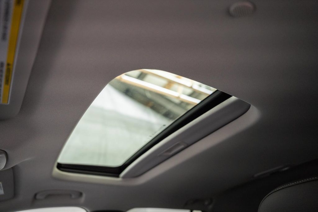 New 2026 Chevrolet Trax LT w/ Sunroof Package FWD image 37