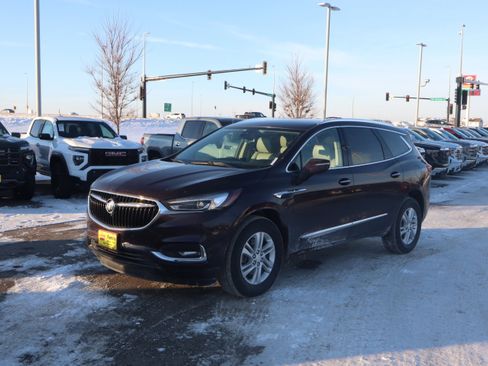 Used 2019 Buick Enclave Premium image 3