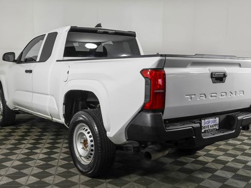 Used 2024 Toyota Tacoma SR RWD image 17