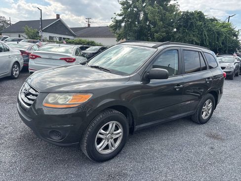 Used 2010 Hyundai Santa Fe GLS FWD image 9