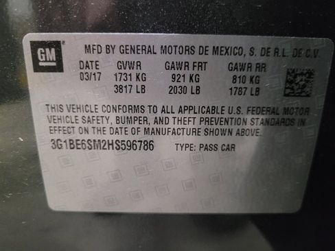 Used 2017 Chevrolet Cruze LT image 33