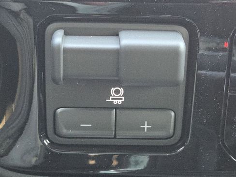 New 2026 GMC Sierra 1500 Elevation w/ Preferred Package image 10