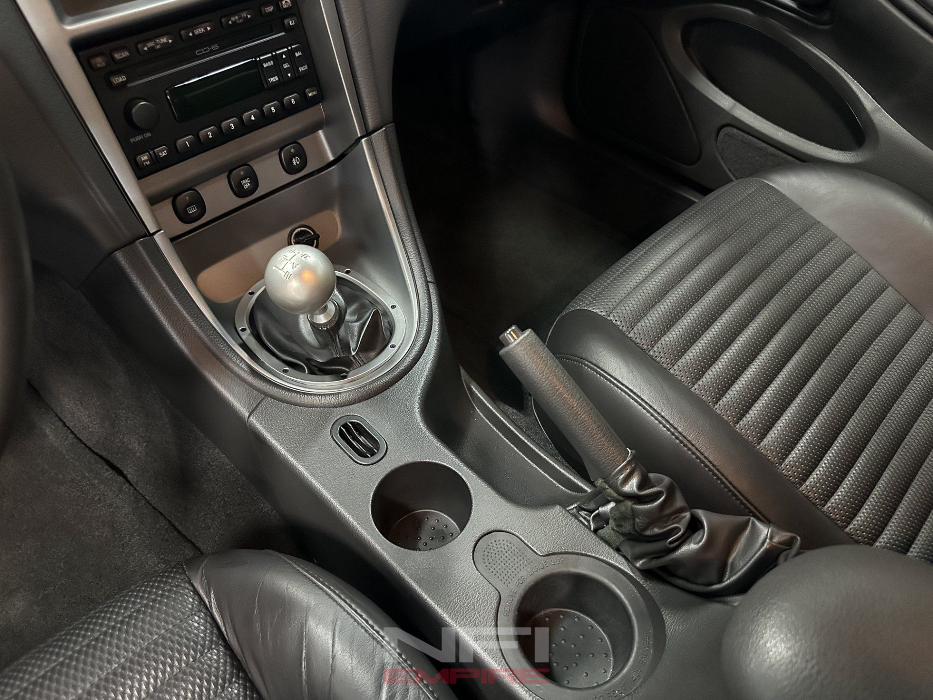 Used 2004 Ford Mustang Mach 1 RWD image 32