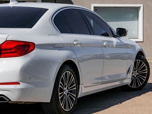 Used 2019 BMW 540i w/ Executive Package image 13