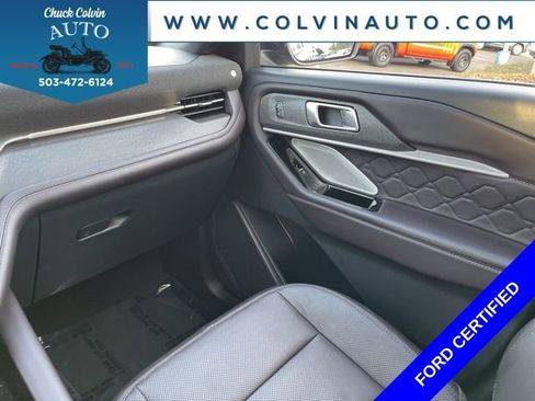 Certified 2025 Ford Explorer Platinum w/ LUX Leather Package image 29