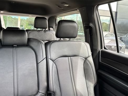 Used 2023 Jeep Wagoneer Series II image 20