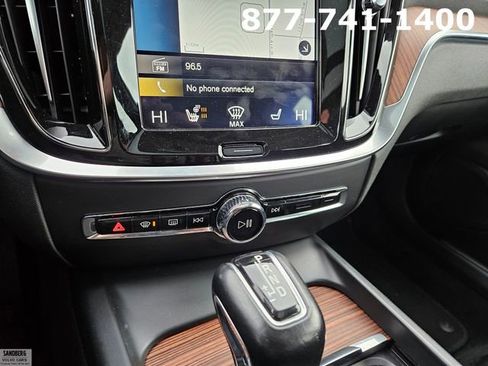Used 2019 Volvo S60 T6 Momentum w/ Multimedia Package image 22