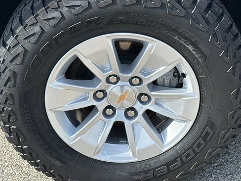 Used 2025 Chevrolet Silverado 1500 LT w/ Work Truck Package AWD/4WD image 11