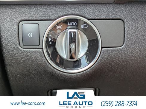 Used 2019 Mercedes-Benz GLE 400 4MATIC w/ Premium 3 Package image 25