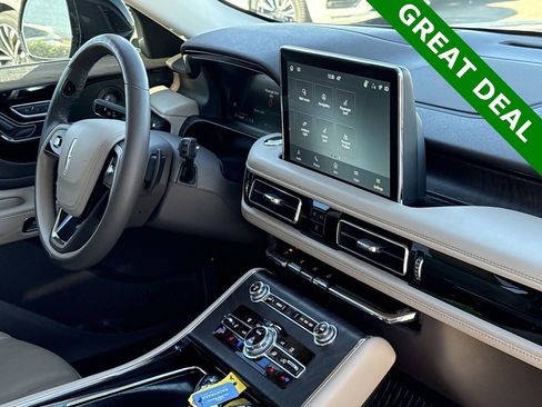 Used 2023 Lincoln Aviator Reserve w/ Equipment Group 201A image 38