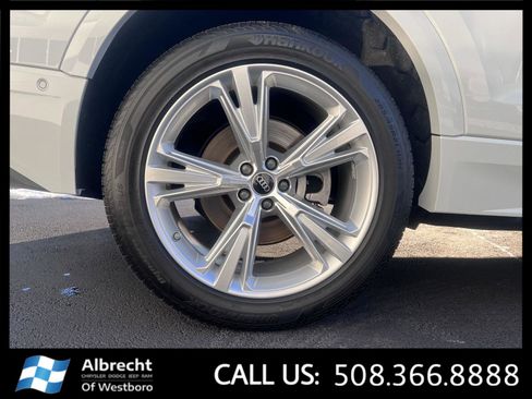 Used 2023 Audi Q8 Premium Plus w/ Premium Plus Package image 34