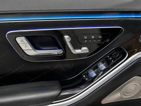 Used 2022 Mercedes-Benz S 580 4MATIC Sedan image 37