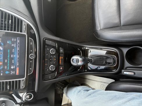 Used 2019 Buick Encore Essence AWD/4WD image 28