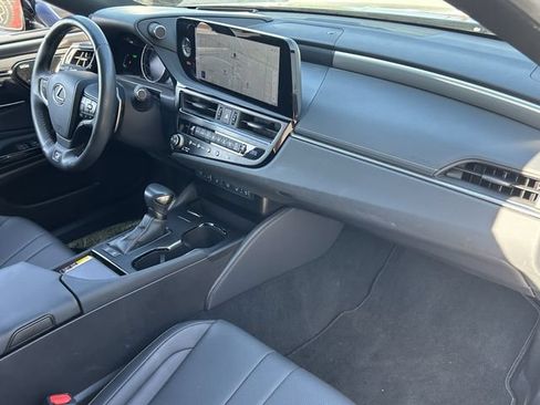 Used 2024 Lexus ES 300h F Sport w/ Accessory Package (Z1) FWD image 14