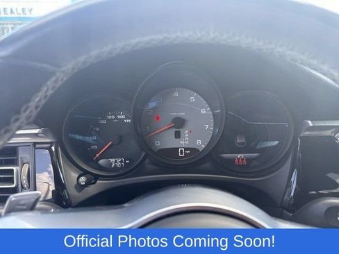 Used 2021 Porsche Macan S AWD/4WD image 6