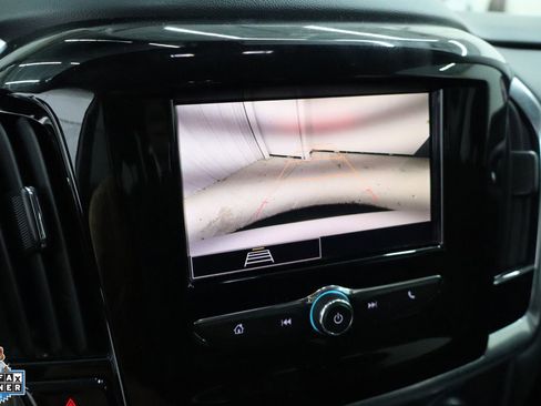 Used 2021 Chevrolet Traverse LS w/ LPO, Floor Liner Package FWD image 22