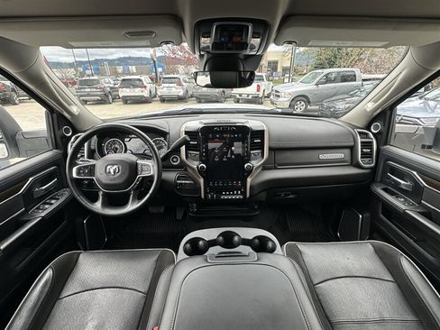 Used 2023 RAM 3500 Laramie AWD/4WD image 4