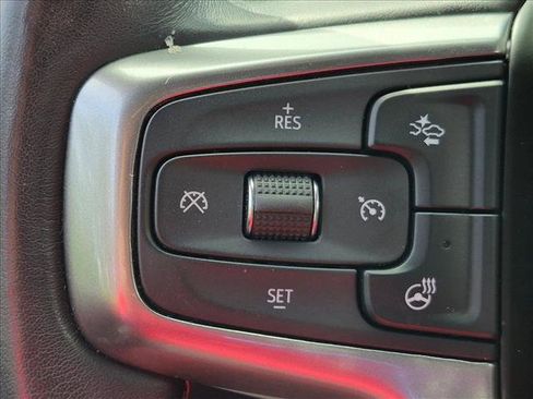Used 2022 Chevrolet Tahoe Premier RWD image 11