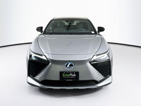 Used 2023 Lexus RZ 450e Premium w/ Accessory Package (2T) AWD/4WD image 2