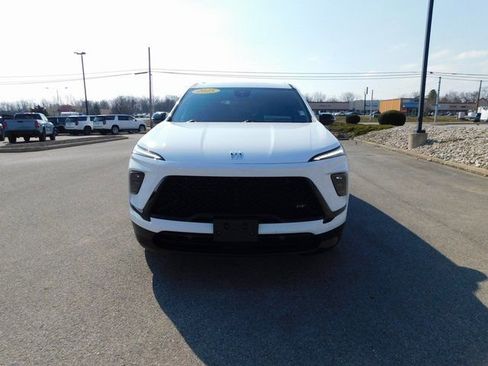 Used 2025 Buick Enclave Sport Touring image 8