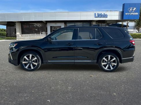 Used 2024 Honda Pilot Touring image 6