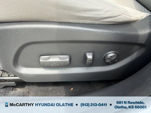 Used 2018 Hyundai Santa Fe SE AWD/4WD image 22
